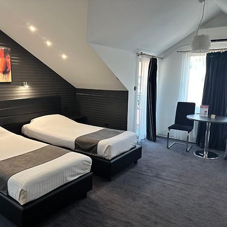 Sienna Apartments Скопие Екстериор снимка