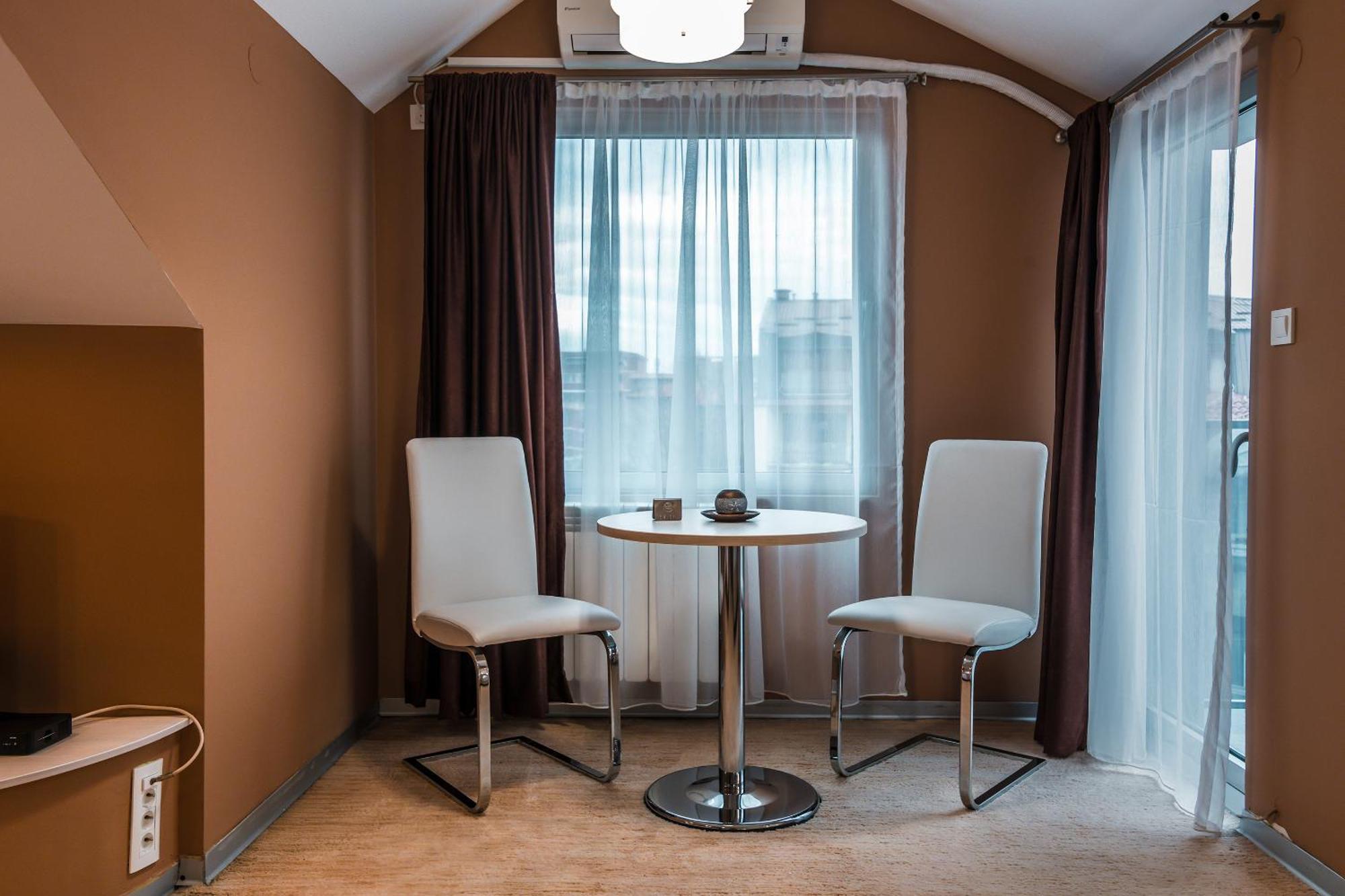 Sienna Apartments Скопие Екстериор снимка