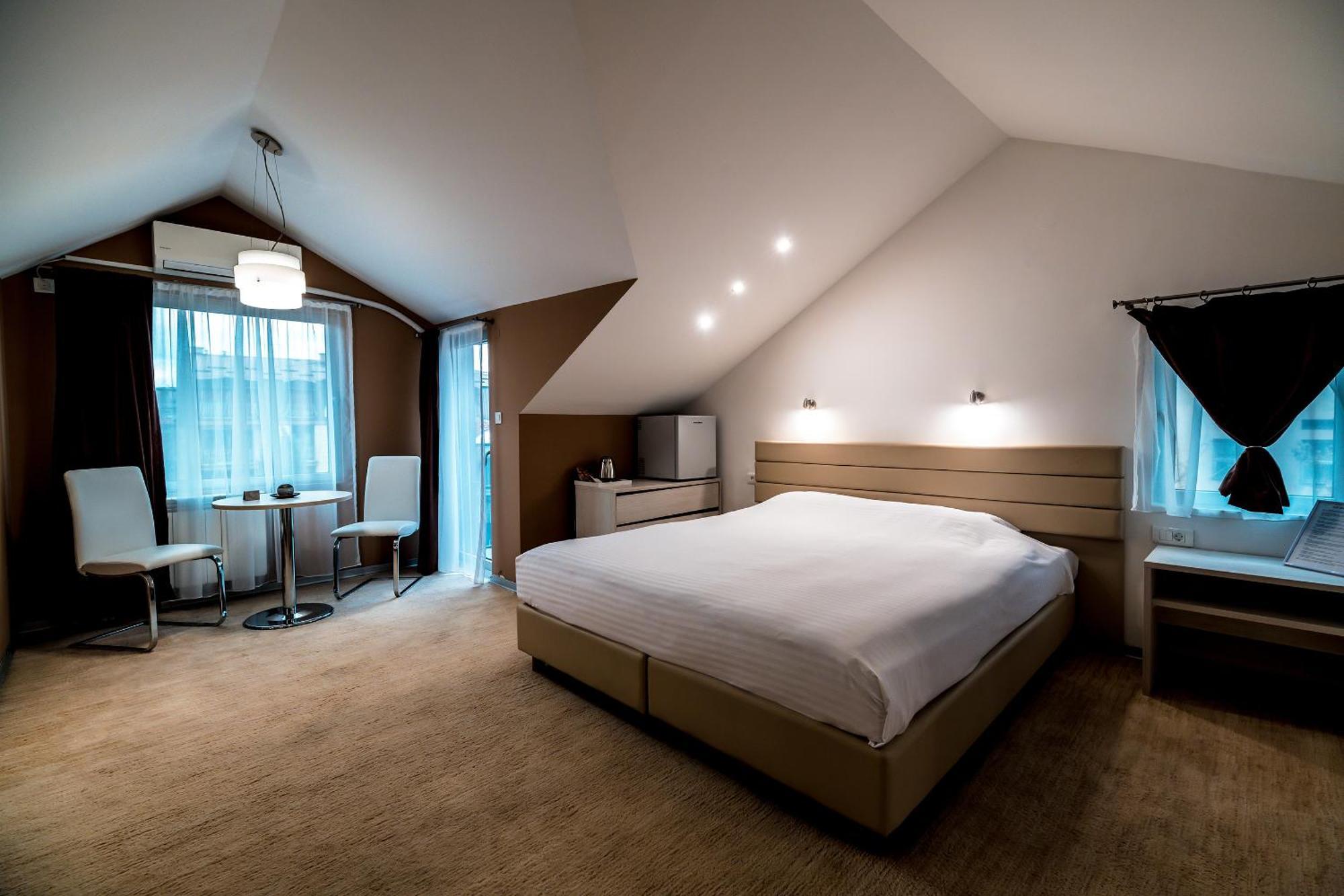 Sienna Apartments Скопие Екстериор снимка
