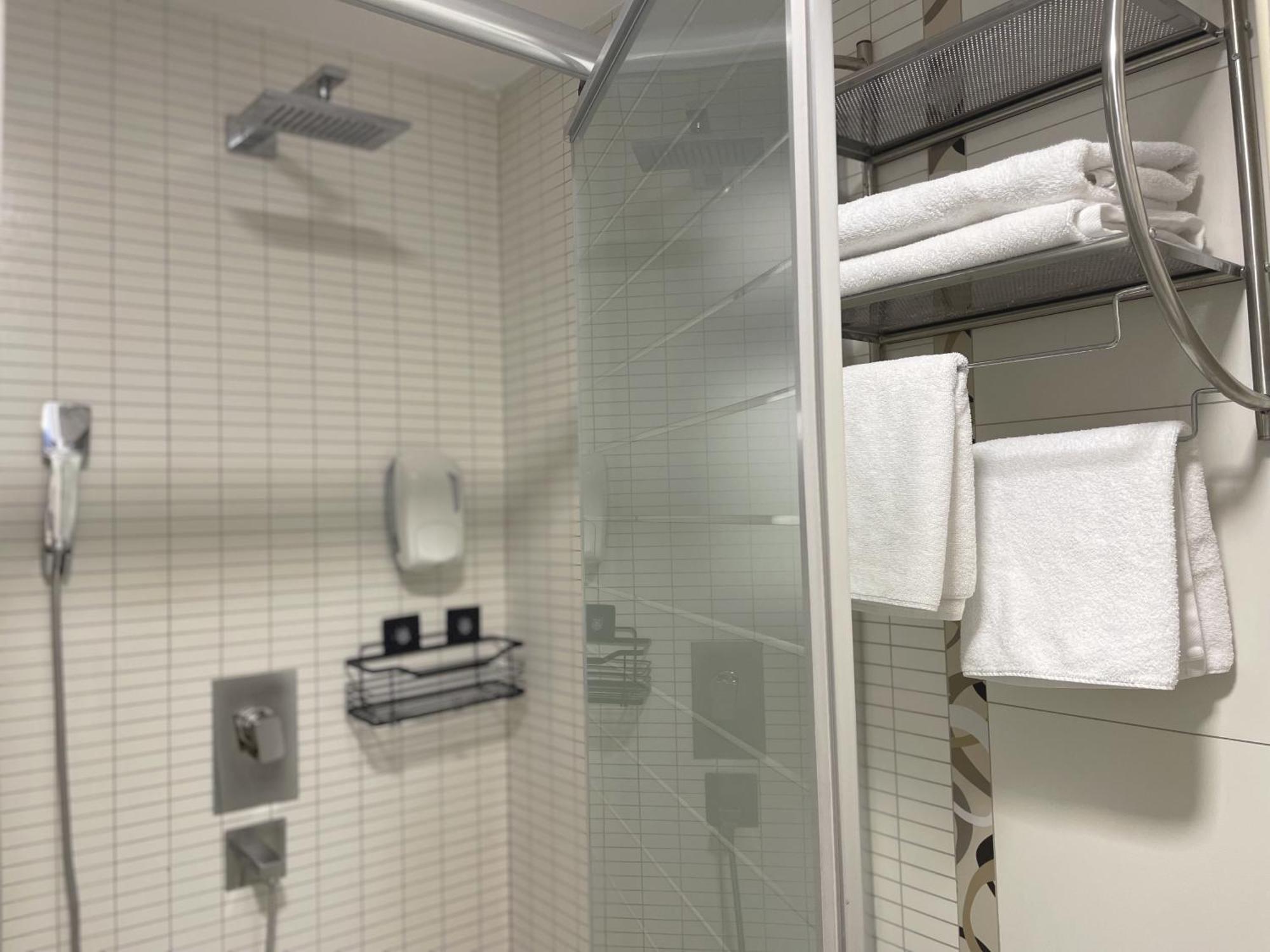 Sienna Apartments Скопие Екстериор снимка