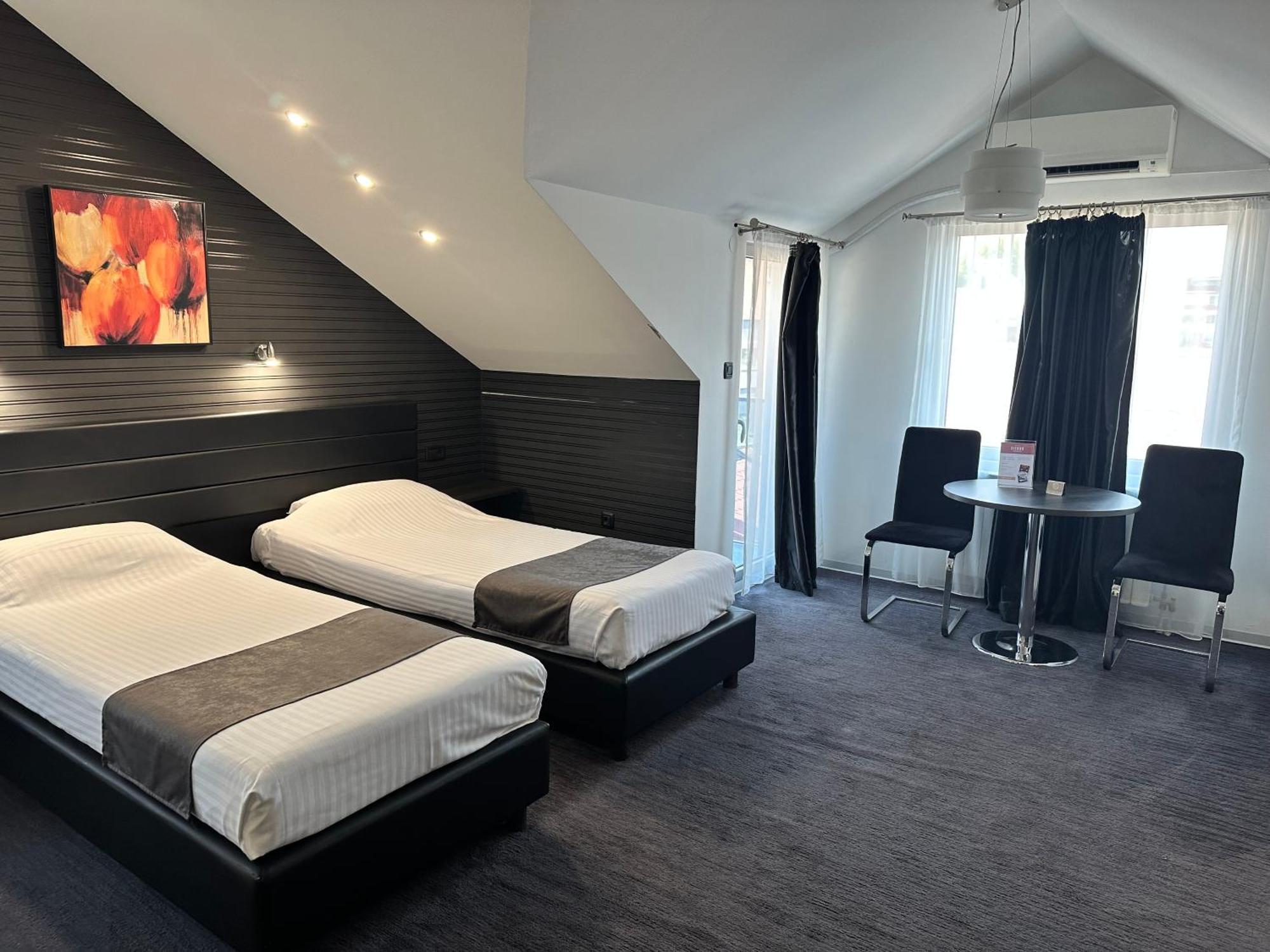 Sienna Apartments Скопие Екстериор снимка